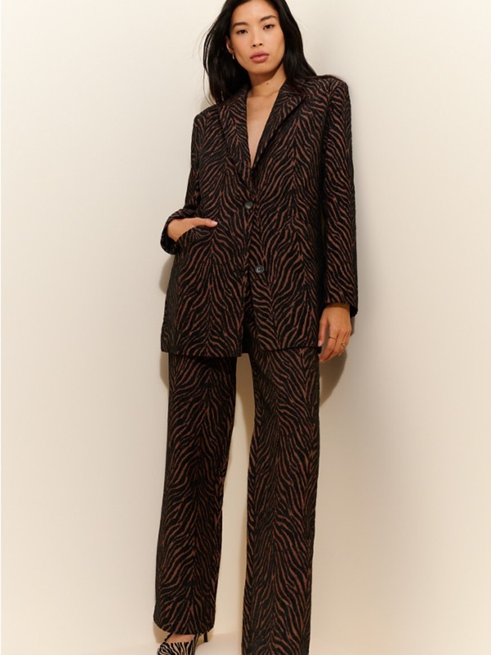 BNWT Rumored Jagger Blazer and Pant Set